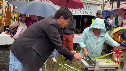 Fête du choca à l'Entre-Deux : le maire participe au concours du meilleur rapeur