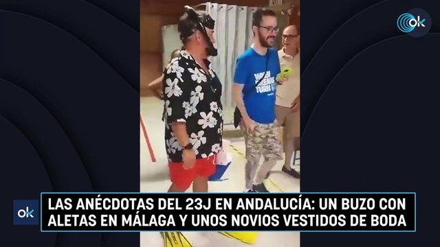 Las anécdotas del 23J en Andalucía: un buzo con aletas en Málaga y unos novios vestidos de boda