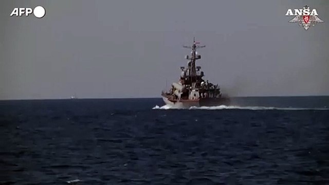 Difesa Russia, esercitazioni militari nel Mar Nero: lanciati missili antinave