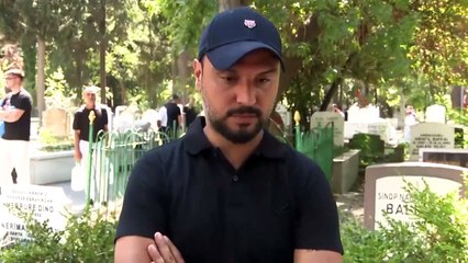 Alişan, koronadan kaybettiği kardeşi Selçuk Tektaş'ı mezarı başında andı: Bu acının tarifi yok