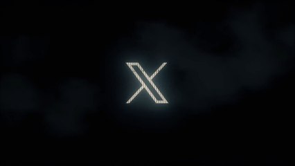 Kuşlara veda: Elon Musk, Twitter'ın logosunun değişeceğini duyurdu