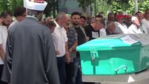 Nevşehir'de Eski Eş Tarafından Öldürülen Anne ve Kızının Cenazesi Kayseri'de Defnedildi