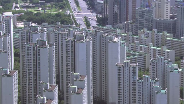 7월 서울 집값 하락 폭 둔화...지난해 9월 이후 낙폭 '최저' / YTN