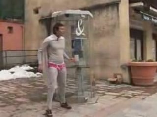 Le très grand détournement