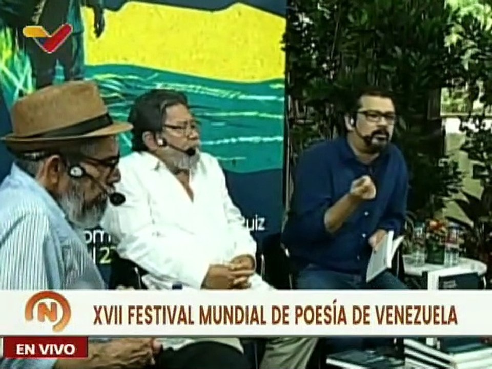 Poetas analizan los versos del libro “Con el río a la espalda” del autor homenajeado Pedro Ruiz