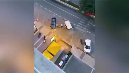 Esenyurt'ta Kadına Şiddet: Şüpheli Baygın Haldeki Kadını Minibüse Bindirmeye Çalıştı