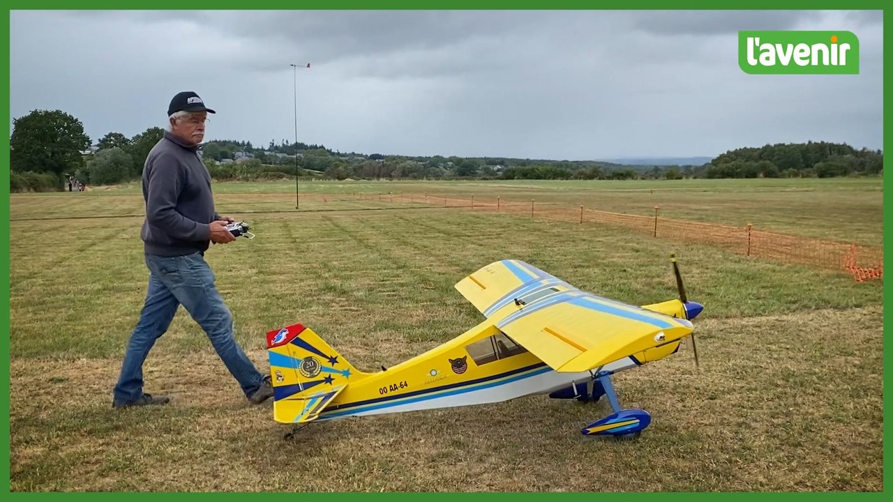 Meeting d’aviation téléguidée "Air Show" à Verdenne