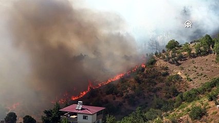Kahramanmaraş'ta depremden sonra çifte yangın! Havadan ve karadan müdahale