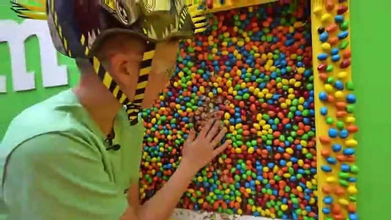 Escaping 100 Layers of CANDY with Vlad!