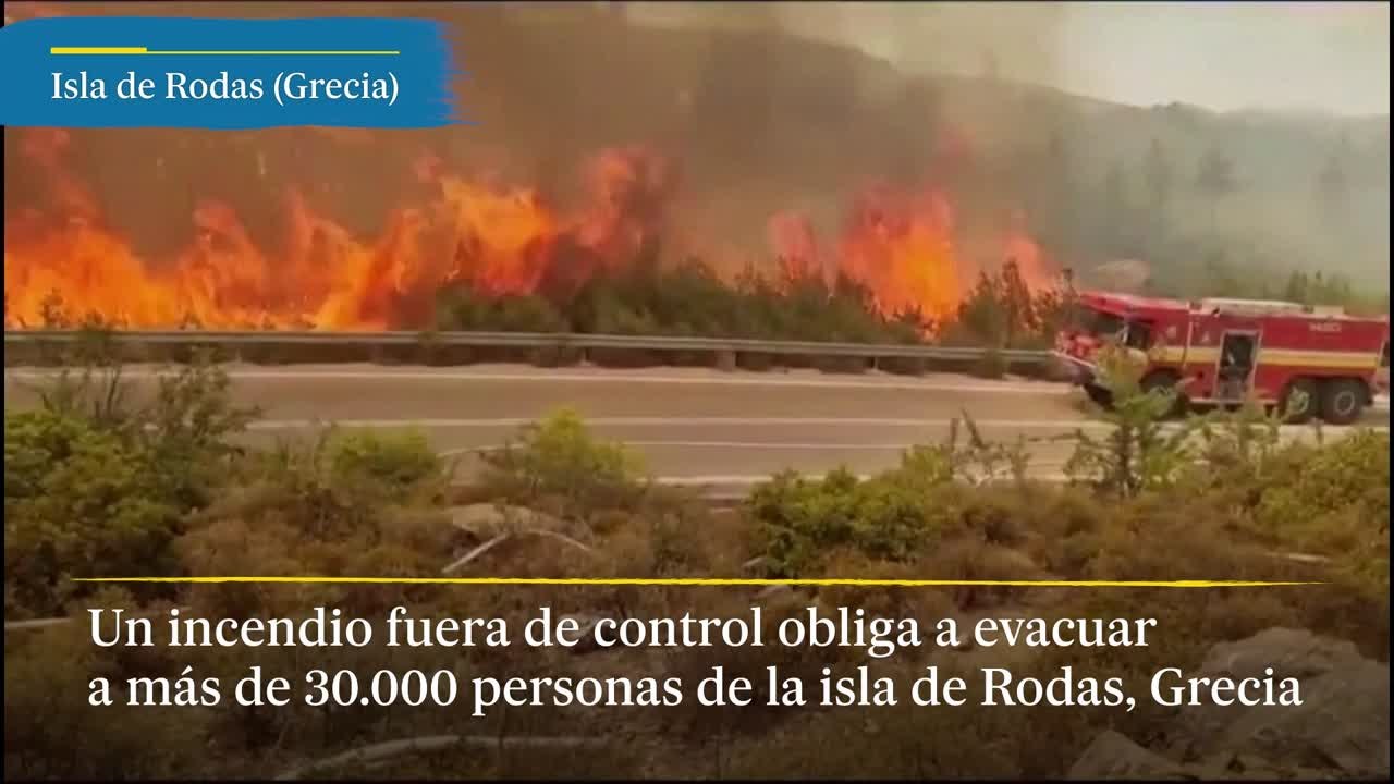 Unas 30.000 personas evacuadas, entre ellas 15.000 turistas, por el incendio en la isla griega de Rodas