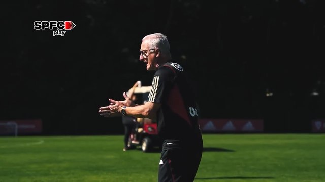 São Paulo treina visando clássico contra o Corinthians
