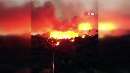 Les efforts pour éteindre le feu de forêt à Seydikemer se poursuivent