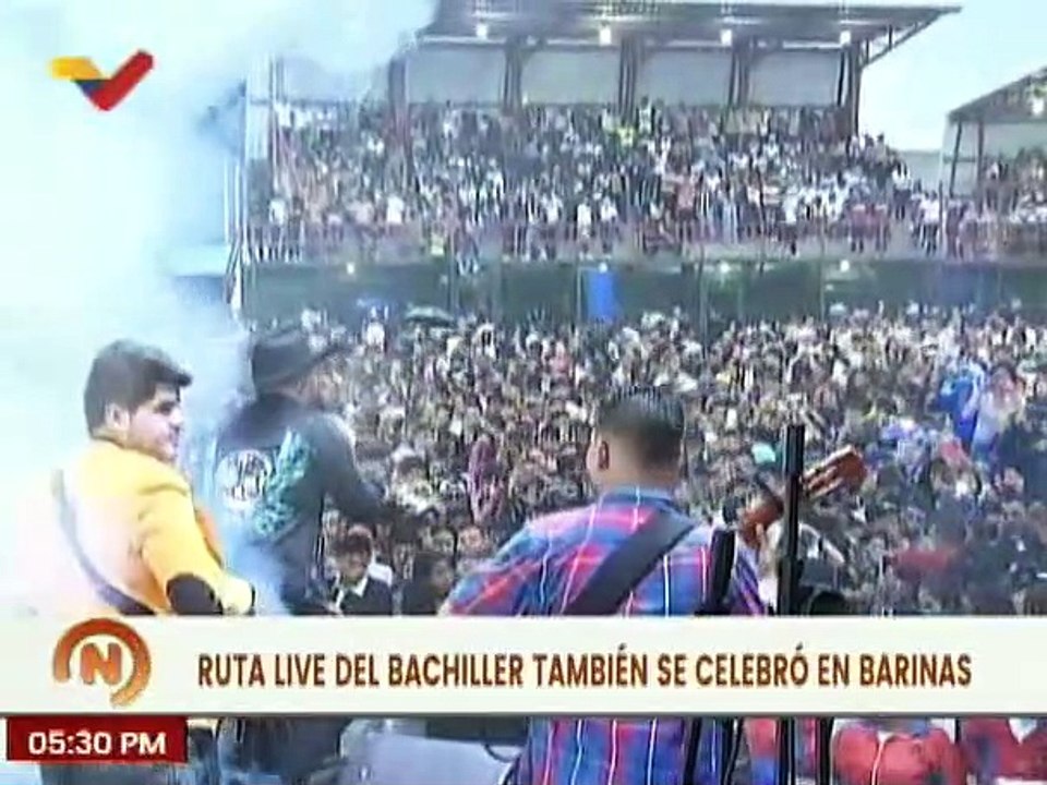 Jóvenes barineses disfrutaron de diversos artistas nacionales en la Ruta Live Bachiller 2023