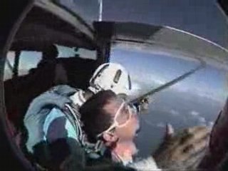 Saut en parachute en Guadeloupe (temps réel)