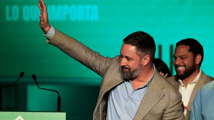 Abascal culpa a Feijóo del fracaso de la alternativa por su "blanqueamiento" del Gobierno