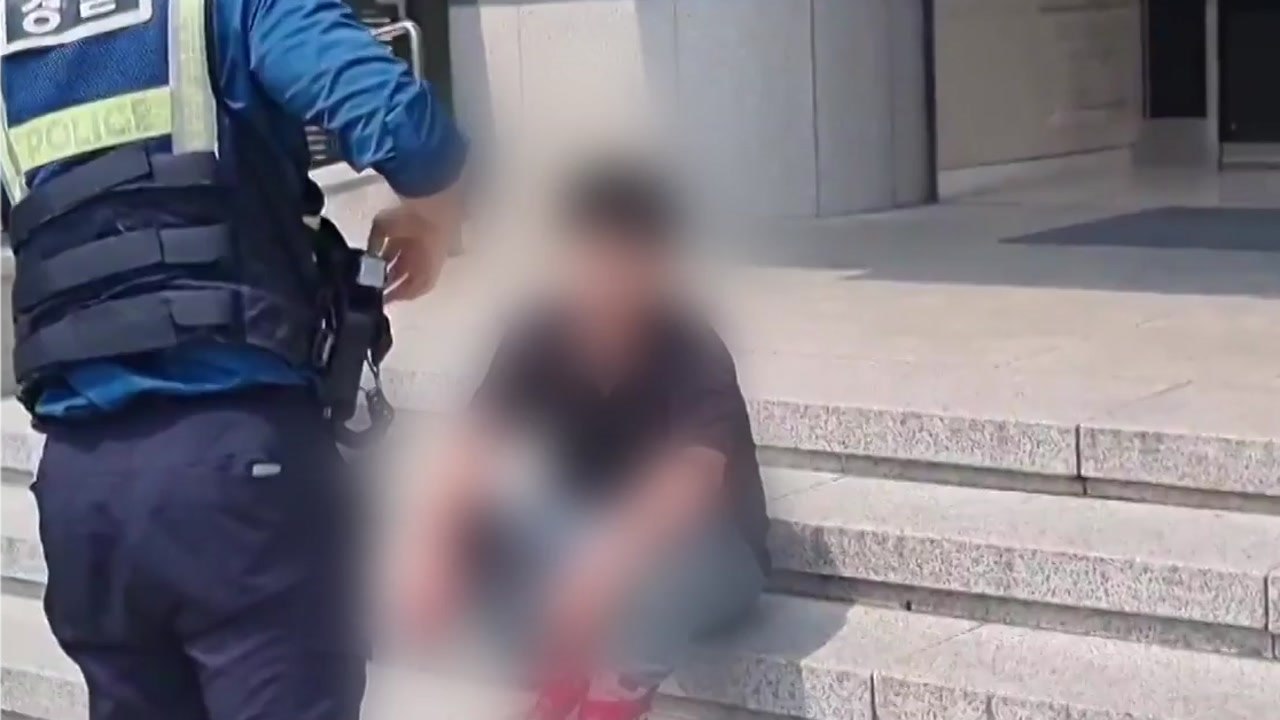 [뉴스라이더] 신림동 흉기 난동 피의자 구속...사이코패스 가능성은? / YTN