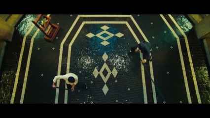 Ip Man defeats Chun with a one-inch punch in the film IP MAN 3 (2015)