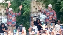 Amitabh Bachchan Meets His Crazy Fans OutSide Jalsa Bungalow In Juhu yt rahul