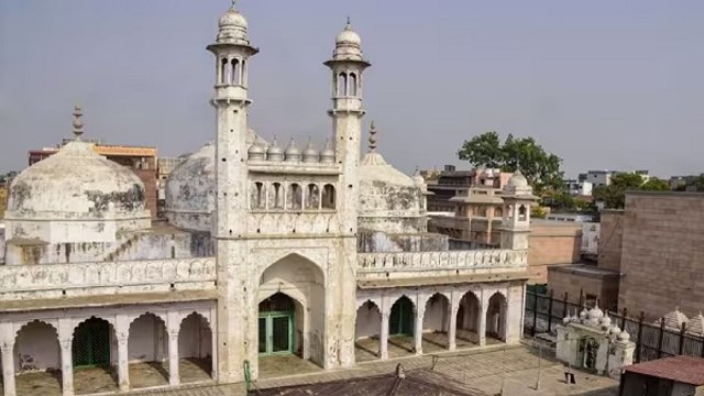Gyanvapi Masjid Survey: ज्ञानवापी परिसर पहुंची ASI की टीम, शुरू हुआ सर्वे