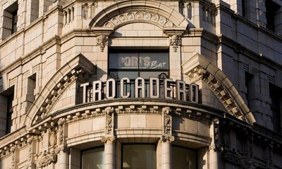 أحد المعالم الشهيرة في لندن يتحول إلى مسجد قريباً