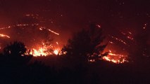 الحرائق في جزيرة رودوس ما زالت مستعرة بعد أكبر عملية إجلاء سكان في اليونان على الإطلاق