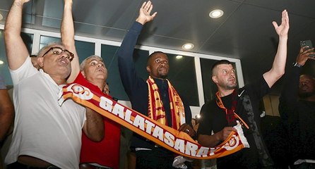 Galatasaray, Wilfried Zaha'yı İstanbul'a getirdi