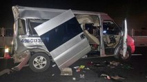 Xe giường nằm tông đuôi xe khách trên cao tốc Vĩnh Hảo - Phan Thiết, 6 người bị thương