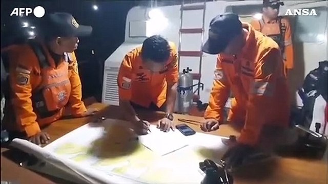 Indonesia, affonda un traghetto: 15 morti e 19 dispersi