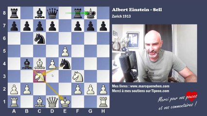 Einstein joue l'ouverture italienne aux échecs !