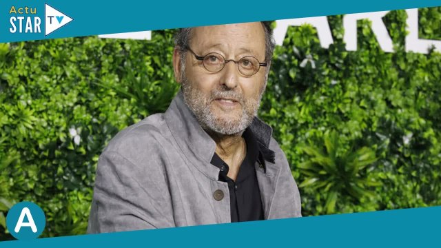 Jean Reno : Son paradis médiéval de 315 habitants au coeur des Alpilles qui l'a rendu meilleur
