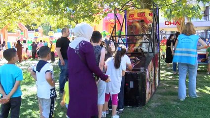 Bahçelievler'de 90'lar 2000'ler Festivali Düzenlendi