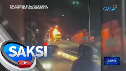Pampasaherong bus, nagliyab sa gitna ng flyover | Saksi