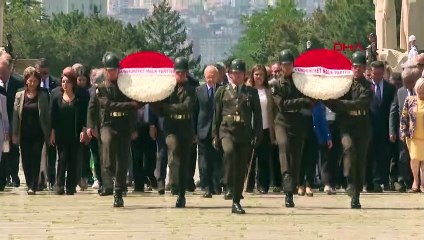 Kılıçdaroğlu, Lozan Barış Antlaşması'nın 100. yıl dönümü için Anıtkabir'i ziyaret etti