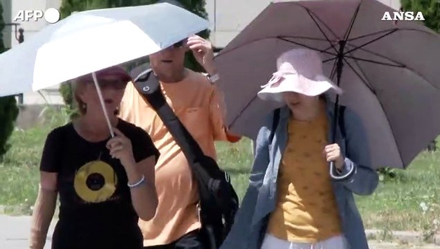 L'ondata di caldo colpisce la Macedonia del Nord, a Skopje e' caccia al refrigerio