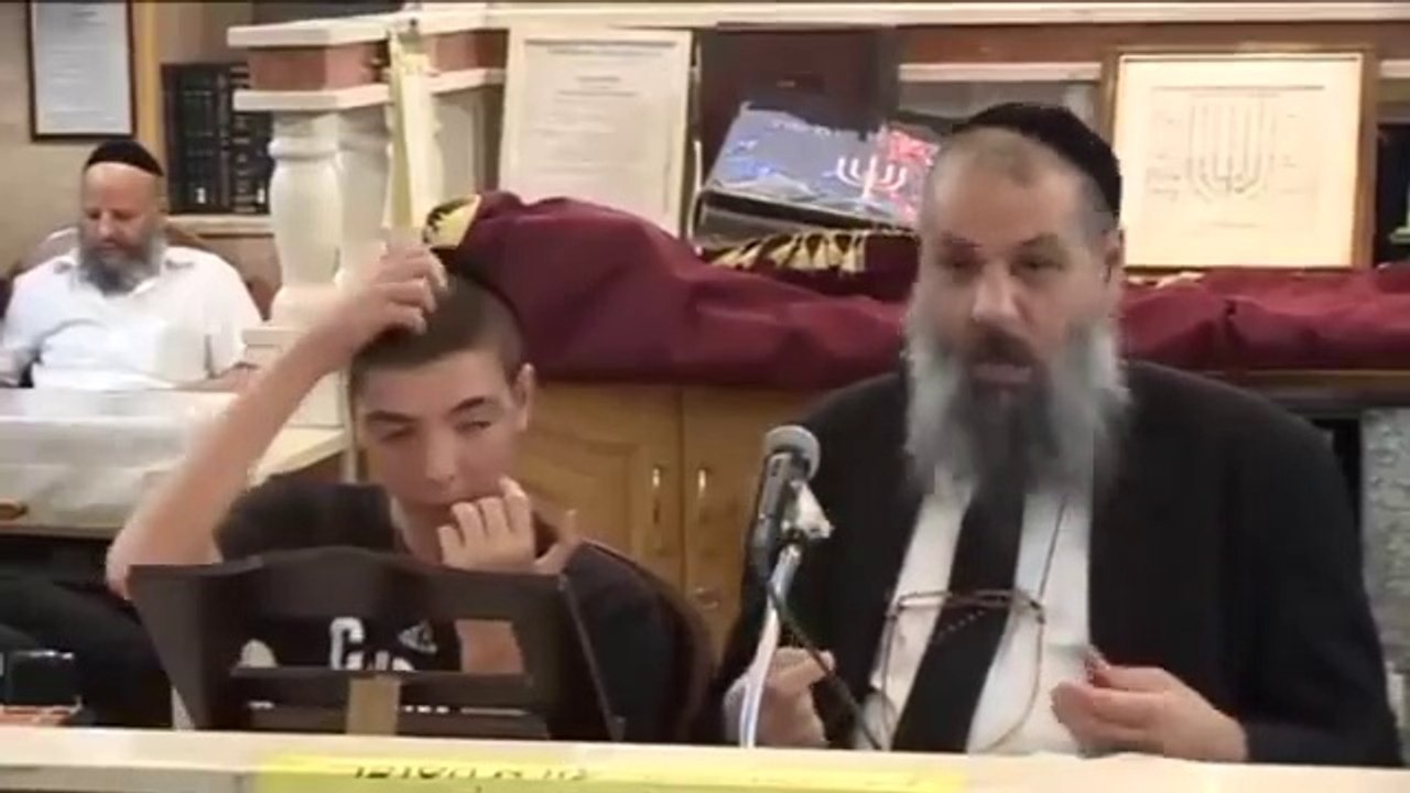 English Voiceover - 15 year old Jewish boy clin...