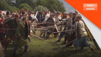 Peminat Viking berkumpul di kubu Trelleborg Ring