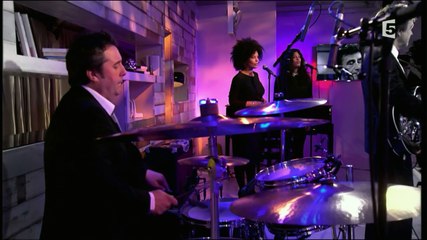 2013-03-29 France 5 - C à vous -Le live - Jean-Louis Murat - Over and over avec le groupe IBEYI