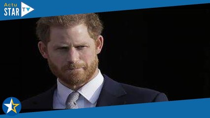 Prince Harry plus seul que jamais : il ne parlerait plus à "aucun de ses amis d’enfance"