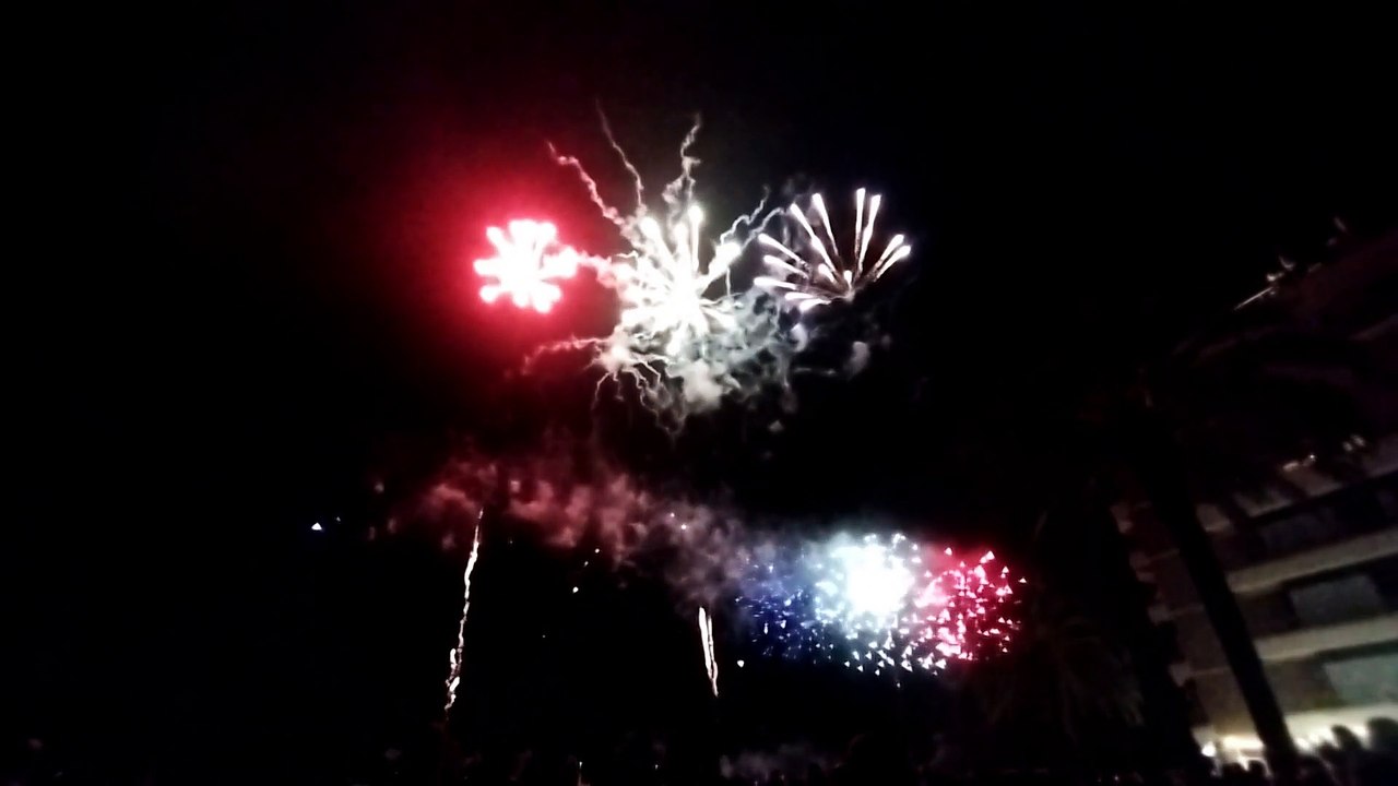 FEU D ARTIFICE LE 14 JUILLET 2023 AU GRAU DU ROI