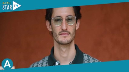 Pierre Niney se dévoile dans le costume du Comte de Monte-Cristo, les fans sont enthousiastes !