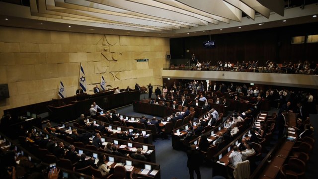 ما وراء الخبر- ماذا بعد إقرار الكنيست الإسرائيلي قانونا يحد من صلاحيات المحكمة العليا؟