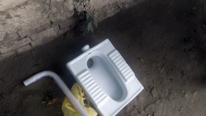 Wash room toilet seat tati wali