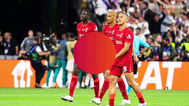 Un footballeur obligé d'annuler son transfert et de renoncer à une énorme somme d'argent à cause de... ses chiens ?!