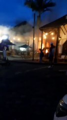 Incendios en El Retiro afectan el Mall La Fe y una bodega de muebles