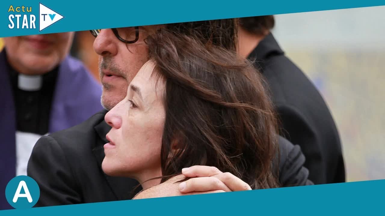 Obsèques de Jane Birkin : Lulu, Jacqueline, Bambou... le clan Gainsbourg en nombre pour soutenir Cha
