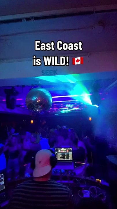 EVERYBODY HANDS GO ⬆️