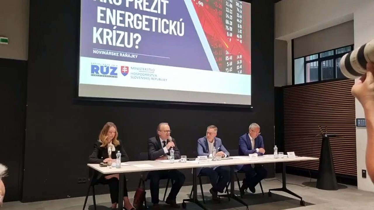 ZÁZNAM: RÚZ: Energetická kríza neutícha, priemyselné podniky sú aj naďalej v ohrození