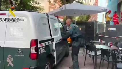 La Guardia Civil colabora en la búsqueda del trabajador atrapado bajo los escombros en Logroño