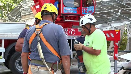 Nubifragio: cade ponteggio, circolazione interrotta in viale Isonzo