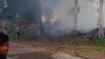 मेरठ: अब जिले के इस थाने के बाहर लगी भीषण आग, मचा हड़कंप